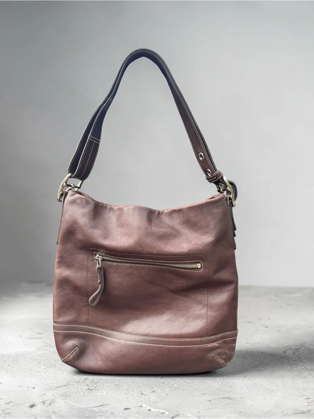 Vintage Coach Soho in Classic Brown Leather - Picture 2 of 6